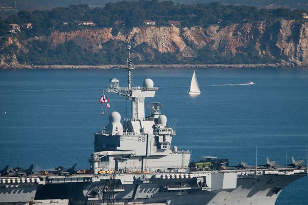 Le Charles-de-Gaule à Toulon.