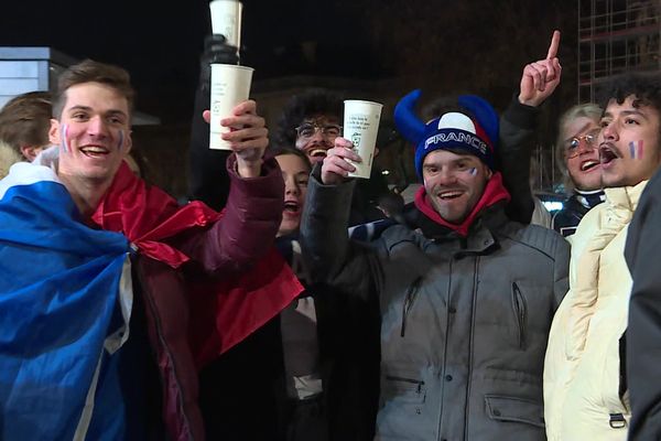 Mercredi 14 décembre avec les supporters dans un bar de Rouen lors de la demi-finale.