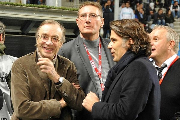 Au premier plan, Michel Seydoux (LOSC) et Vincent Labrune (OM) en novembre 2012