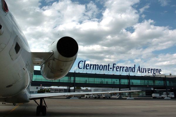 La ligne Clermont-Ferrand/Londres sera assurée par Ryanair sur une période plus longue. 