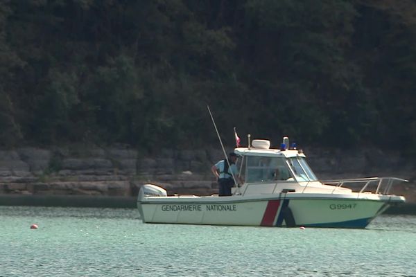 Gael, un jeune homme de 27 ans a disparu au lac de Vouglans (Jura) depuis jeudi 29 août.