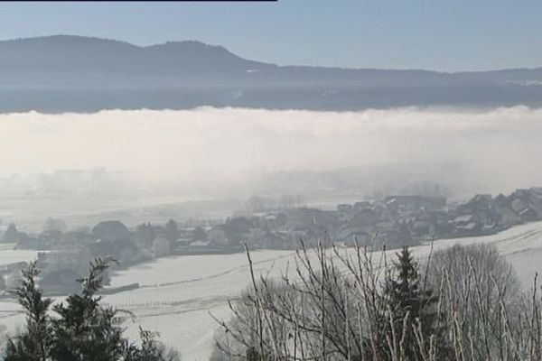 Morteau dans la brume