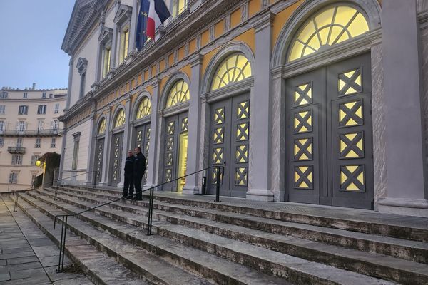 Il était un peu moins de 17 heures quand la cour d'assises rendait son verdict dans l'affaire Rebours.