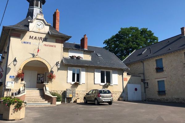 Le drame a eu lieu sur la place de la mairie de Thil, au nord de Reims. 