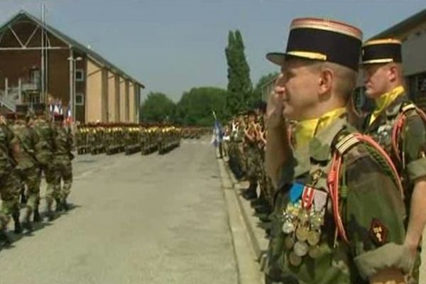 Passation de pouvoirs au 126ème RI de Brive, jeudi 25 juillet 2013