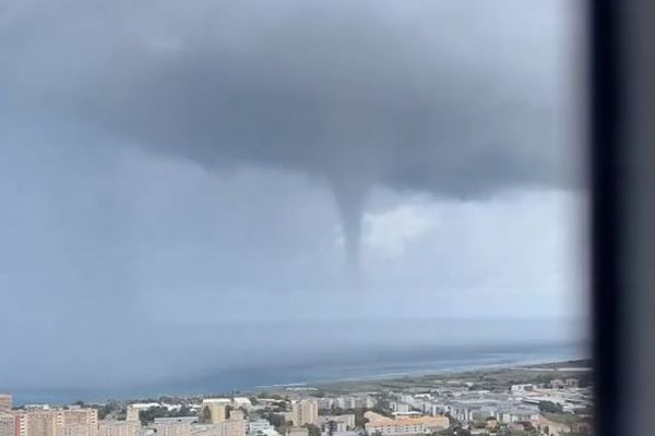 Une trombe marine s'est formée ce dimanche au sud de Bastia.