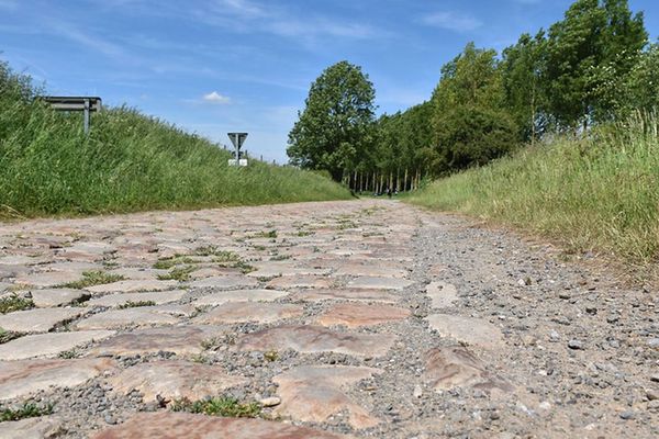 Les pavés, sans cyclistes...