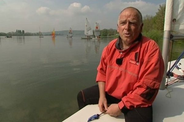 Après la Transat AG2R en 2006, Denis Lemaitre aimerait de nouveau embarquer pour une nouvelle compétition mais l'argent lui manque