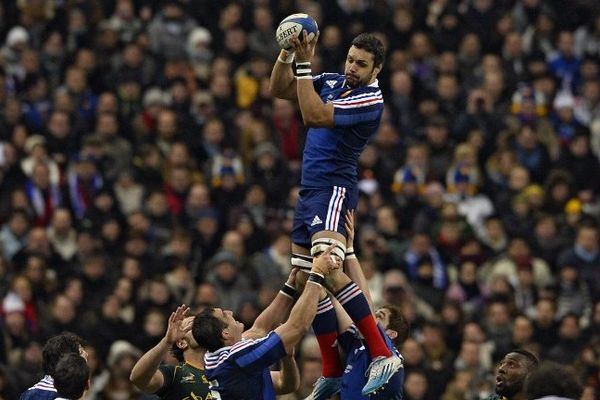 Le Clermontois Damien Chouly et trois de ses coéquipiers en club ont été appelés en stage par Philippe Saint-André pour préparer le tournoi des Six Nations de rugby.