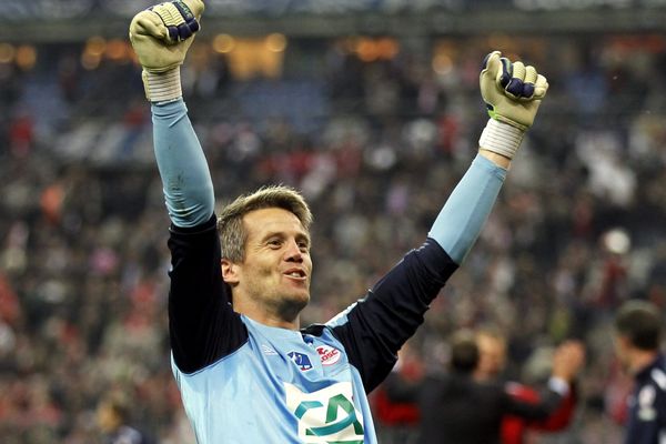 Mickaël Landreau lors de la victoire du LOSC en Coupe de France en 2011 face au PSG.