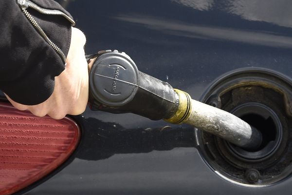 Pour nombre de concessionnaires clermontois, la hausse du prix du diesel va renforcer l'achat des véhicules essence. 