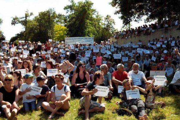 Les spectateurs solidaires pendant l'interruption des spectacles à Blanquefort