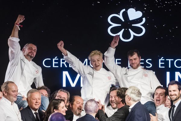 Les lauréats de la cérémonie des étoiles 2020 du Guide Michelin à Paris.