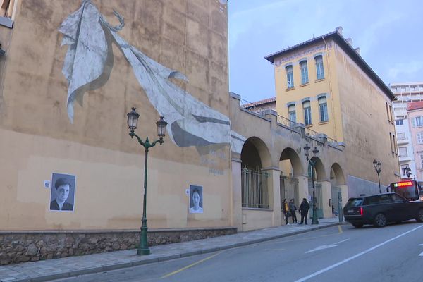 L'appel au débrayage a été lancé dans tous les établissements scolaires de l'île, comme ici au lycée Fesch d'Ajaccio.