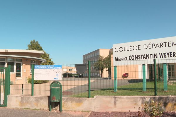 Le département de l'Allier et la ville de Cusset sont candidats pour tester le port de l'uniforme à l'école dès la rentrée 2024.