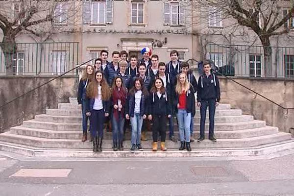 Des lycéens de Neuville/Saône participent à la First Robotic Competition 