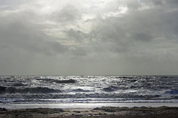 Les nuages conserveront encore le rôle principal, ce samedi sur le littoral normand.