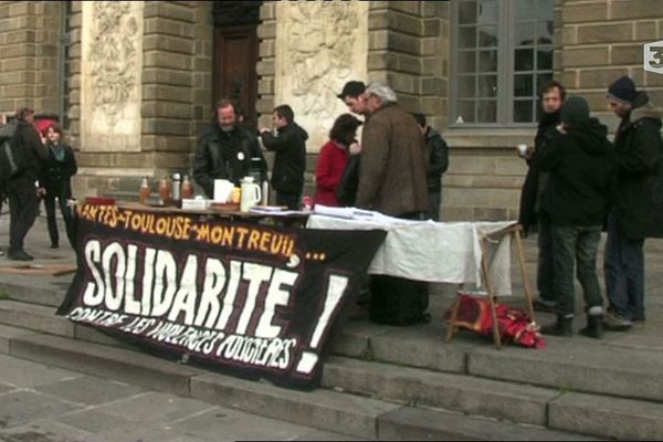 Une quarantaine de personnes à Rennes, pour soutenir Pierre