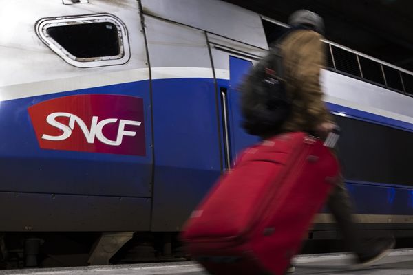 Un TGV en gare