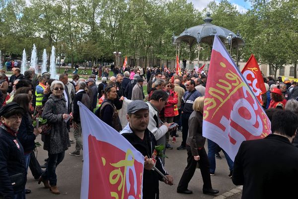 Le cortège dijonnais a rassemblé un millier de personnes ce mardi 1er mai 2018.