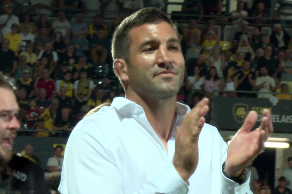 “La Rochelle Pays Emotional Tribute to Romain Sazy as He Announces Retirement After 13 Years with the Club”