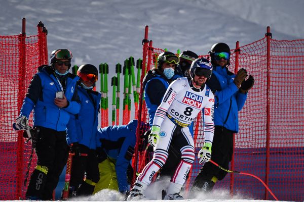 Maxence Muzaton après sa chute lors des mondiaux de Cortina d'Ampezzo dimanche 14 février 2021.