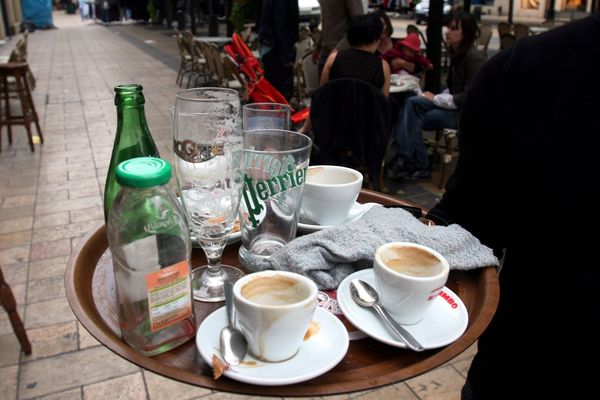 A la terrasse d'un café à Thionville en 2007.