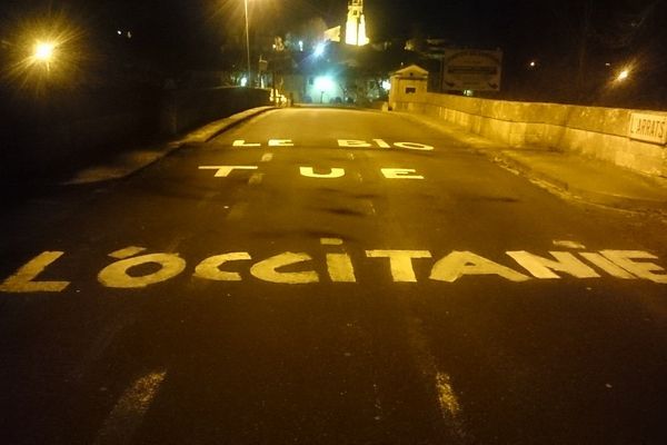 Les routes du Gers couvertes de message dans la nuit de lundi à mardi