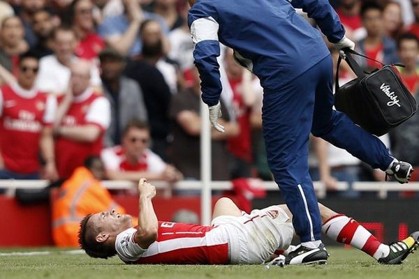 Mathie Debuchy s'est blessé à la cheville le 13 septembre dernier lors d'un match contre Manchester City.