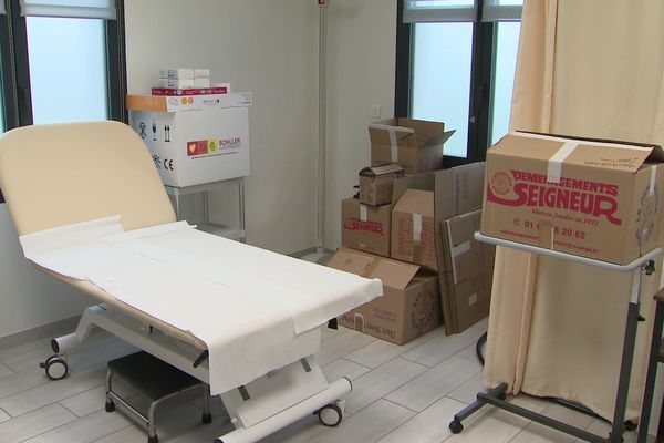 L'ancien cabinet du docteur Aber est aujourd'hui rempli de cartons.