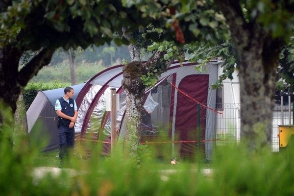 Les gendarmes poursuivent leurs investigations au camping de St Joroz ,où séjournait  la famille britannique.  