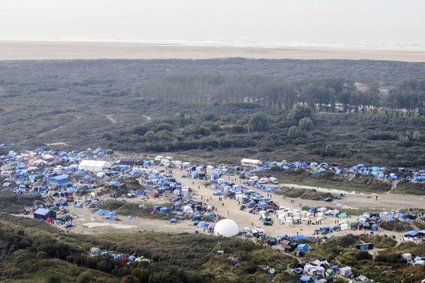 La jungle de Calais vue du ciel.