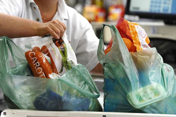 Les Français utilisent 600 millions de sacs plastique par an.