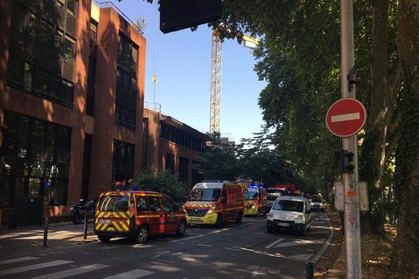 Les deux ouvriers blessés travaillaient sur un immeuble en construction allées de Barcelone 