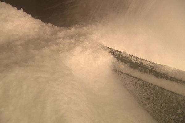 Une fabrication de glace 24 heures sur 24 à Boulogne-sur-Mer