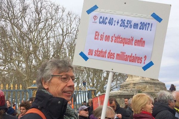 Montpellier - manifestation contre la baisse de pouvoir d'achat des fonctionnaires, la réforme du statut des cheminots, la hausse de la CSG des retraités - 22 mars 2018.