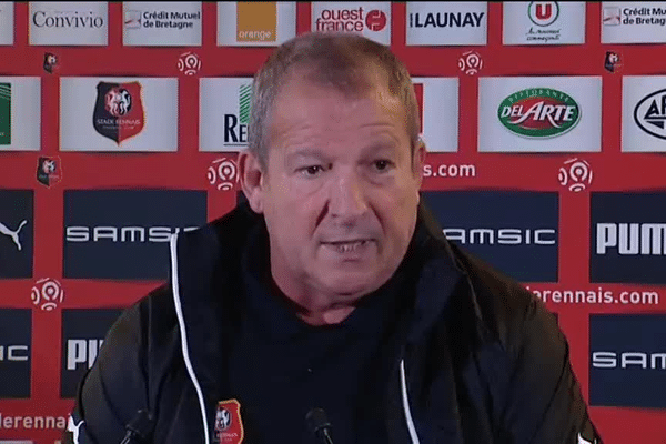 Première conférence de presse pour Rolland Courbis