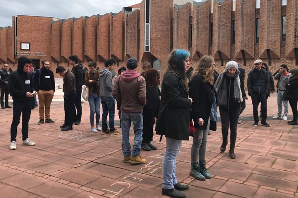 Rassemblement étudiant à l'Université de Lorraine