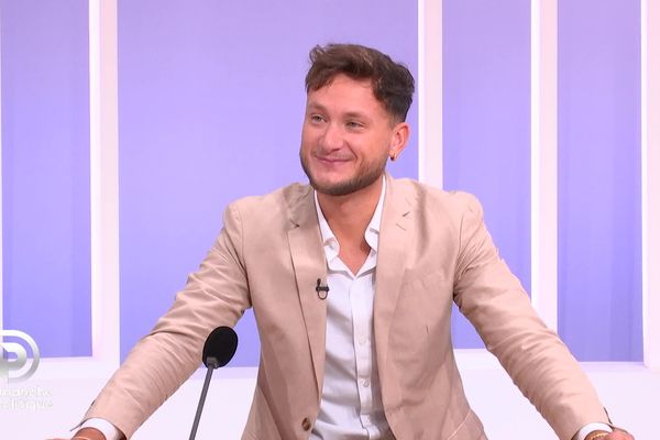 Le député LFI de la 1ʳᵉ circonscription de Vaucluse, Raphaël Arnault, est l'invité de l'émission "Dimanche en politique" de ce 10 novembre 2024.