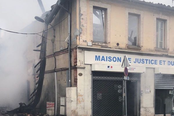 Un incendie a brûlé la maison de la juste et du droit de Toulouse. 