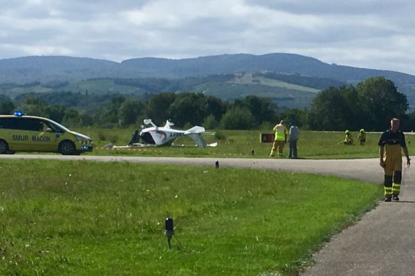 Un petit avion s'est écrasé mercredi 6 septembre en début d'après-midi, à l'aérodrome de Charnay-lès-Mâcon