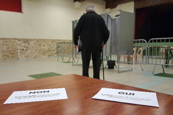 Les habitants de Sallèles d'Aude ont voté pour ou contre la politique municipale pour attirer les médecins