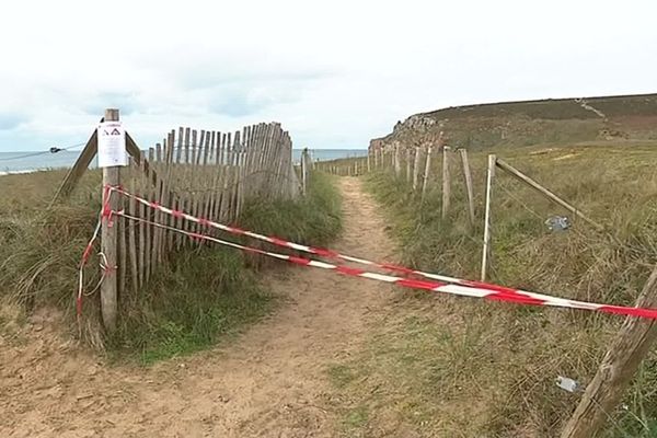 Une plage temporairement fermée après la découverte de ballots de cocaïne.