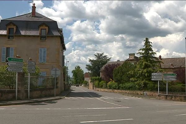 Le village de Montabzens dans l'Aveyron