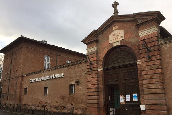 L'hôpital de Lavaur ferme son service des urgences la nuit à partir du dimanche 20 février 2022 jusqu'au 10 mars faute de personnel.