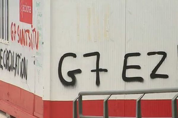 Les signes de mobilisation des anti-G7 visiblent au Pays basque. 