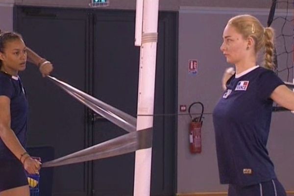 L'équipe de France féminine de volley-ball en entraînement au CREPS à Toulouse