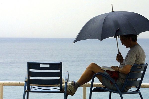 Les deux départements sont en vigilance jaune pluie et orages. 