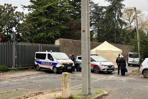 Les enquêteurs sont sur place, rue Papu