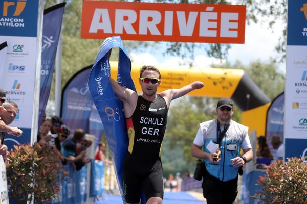 L'Allemand Martin SCHULZ, vainqueur de la dernière manche de paratriathlon disputée à Besançon en 2019